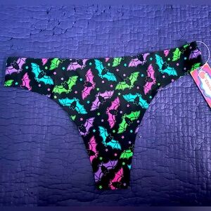Cheek boss underwear panties thong set of 4 medium new